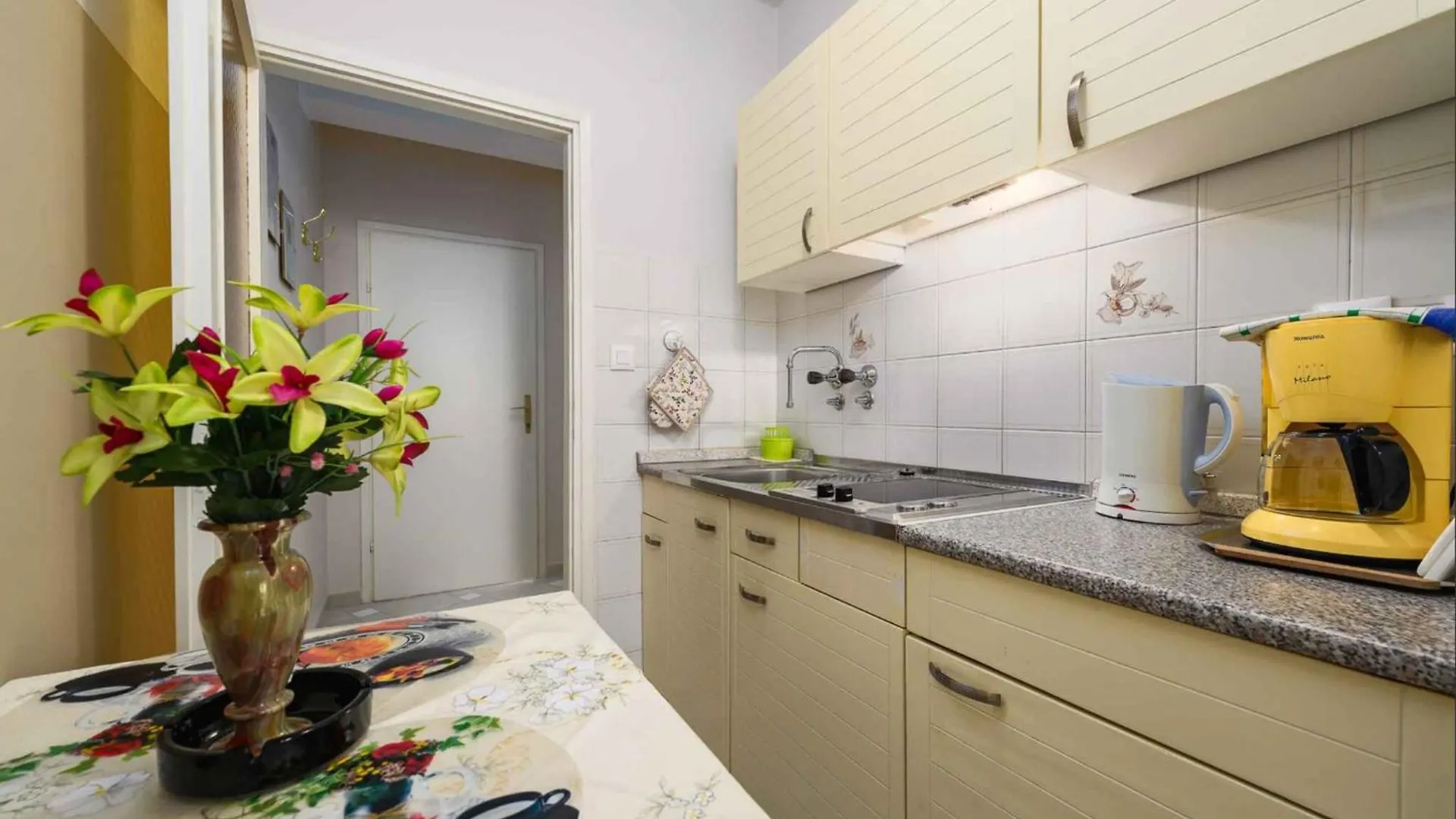 Apartments In Porec - Istrien 51987 Croatia